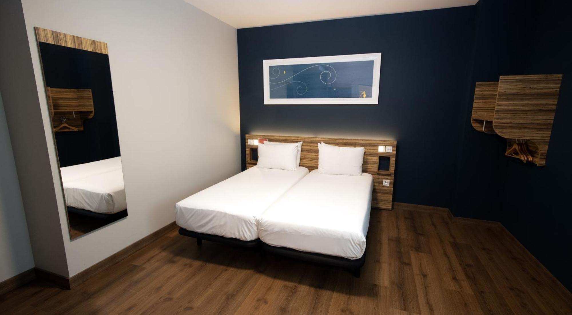 Travelodge Madrid Metropolitano Kamer foto